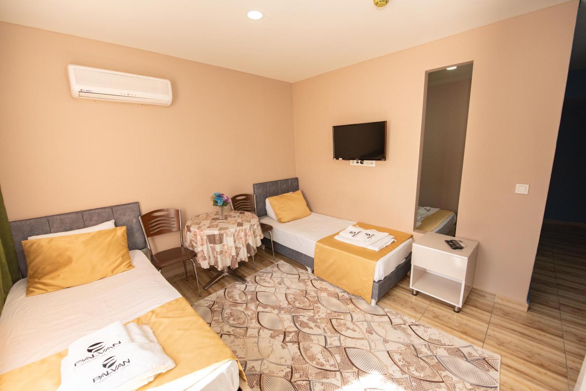 Palvan Hotel Antalia Esterno foto