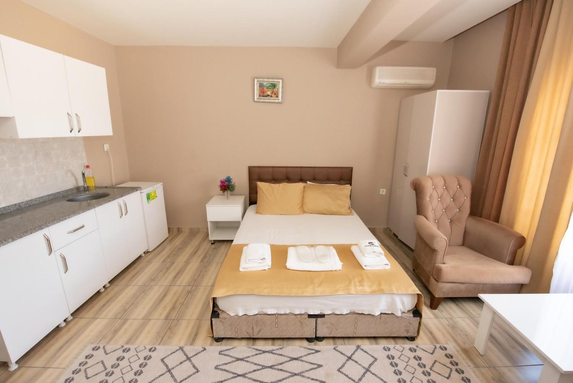 Palvan Hotel Antalia Esterno foto