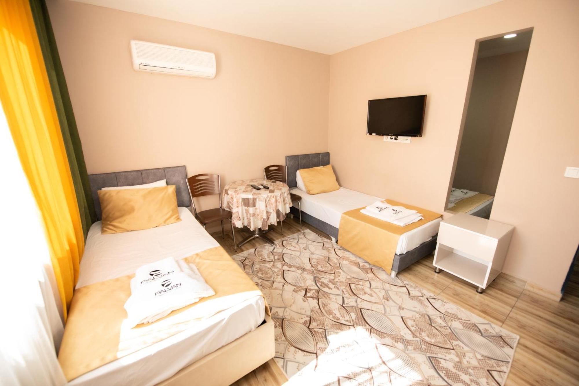 Palvan Hotel Antalia Esterno foto
