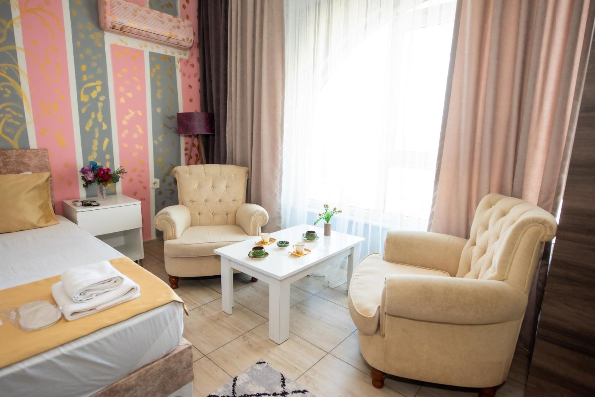 Palvan Hotel Antalia Esterno foto