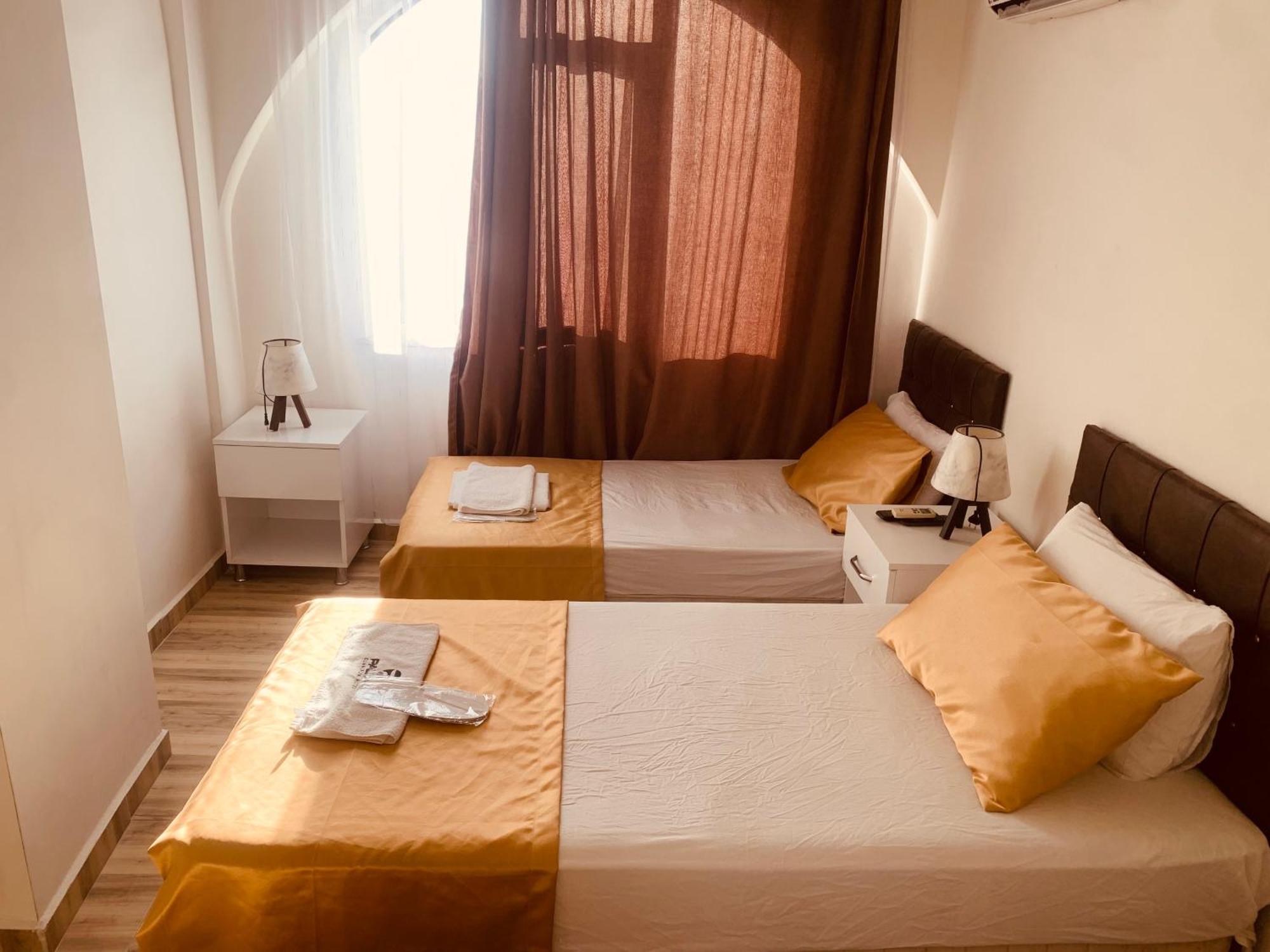 Palvan Hotel Antalia Esterno foto